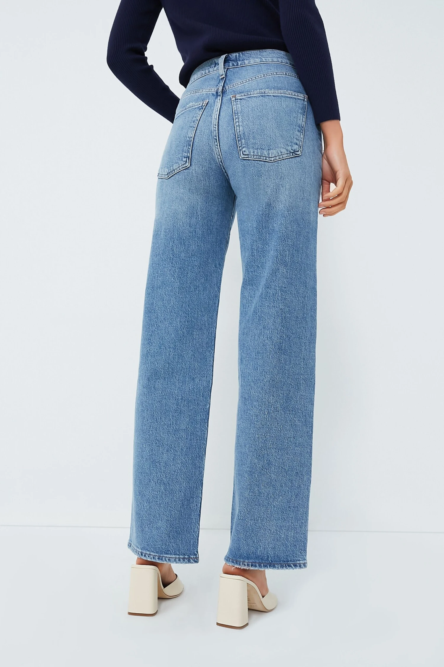 AGOLDE Flash Harper Mid Rise Wide Leg Straight 4 AGOLDE Flash Harper Mid Rise Wide Leg Straight - Image 4