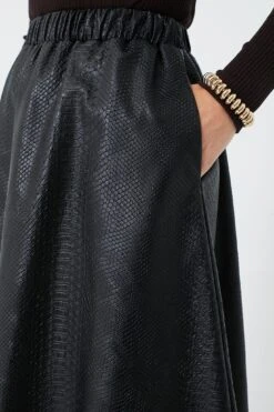 Black Vilma Vegan Leather Embossed Skirt -Staudes Store IEMmtQDjvCtUsYwJN9Iy1rXoO8wbTwJi 1