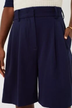 Staud Navy Long Luisa Shorts -Staudes Store QWKctZJfsP0PBPzz62pBofc21tK1qtUE 1